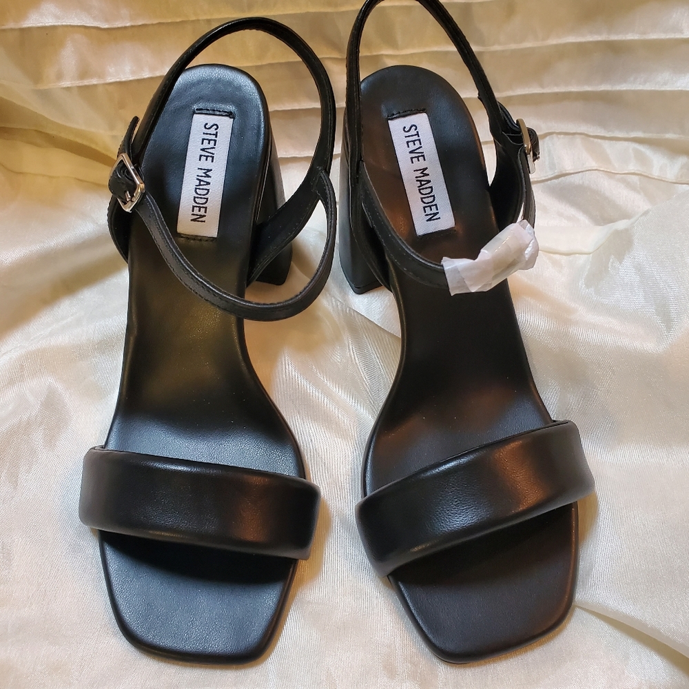 NWOB Steve Madden Mareena Leather Block Heel Sandal sz 7.5